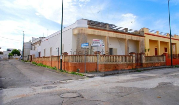 casa indipendente in vendita a Castrignano del Capo in zona Santa Maria di Leuca