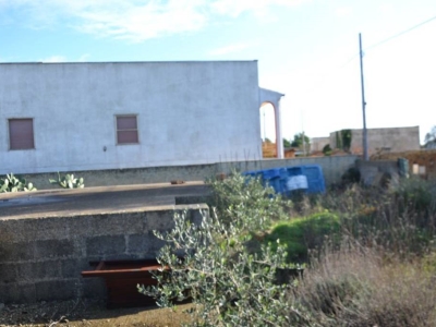 casale in vendita a Castrignano del Capo in zona Santa Maria di Leuca