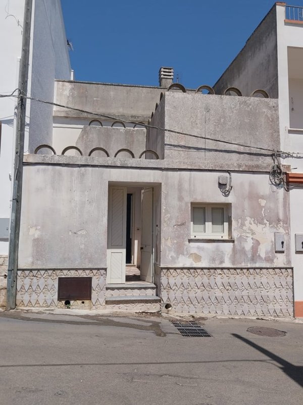 appartamento in vendita a Castrignano del Capo in zona Santa Maria di Leuca