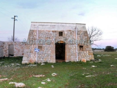 casale in vendita a Castrignano del Capo in zona Santa Maria di Leuca