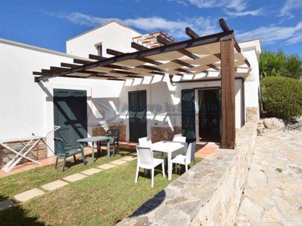 appartamento in vendita a Castrignano del Capo in zona Santa Maria di Leuca