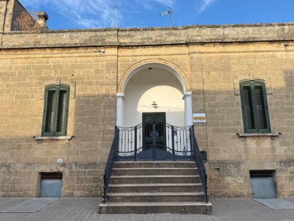 casa indipendente in vendita a Castrignano del Capo in zona Giuliano di Lecce