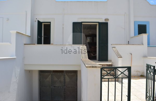 casa indipendente in vendita a Castrignano del Capo in zona Santa Maria di Leuca