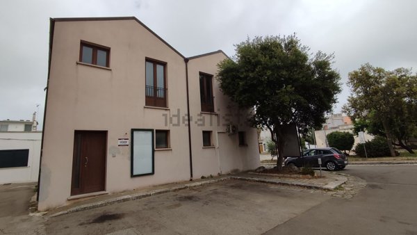 ufficio in vendita a Castrignano del Capo
