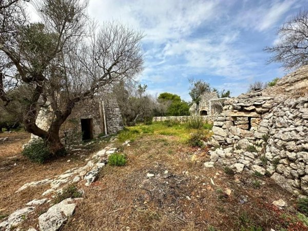 casale in vendita a Castrignano del Capo in zona Santa Maria di Leuca
