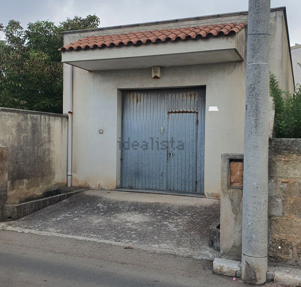 casa indipendente in vendita a Castrignano del Capo