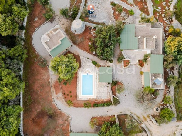 casa indipendente in vendita a Castrignano del Capo in zona Santa Maria di Leuca