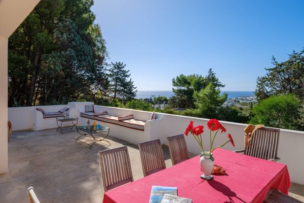 casa indipendente in vendita a Castrignano del Capo in zona Santa Maria di Leuca