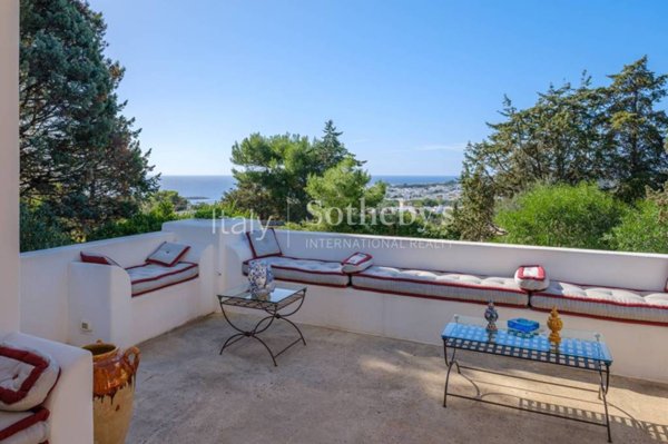 casa indipendente in vendita a Castrignano del Capo in zona Santa Maria di Leuca