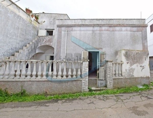 casa indipendente in vendita a Castrignano del Capo