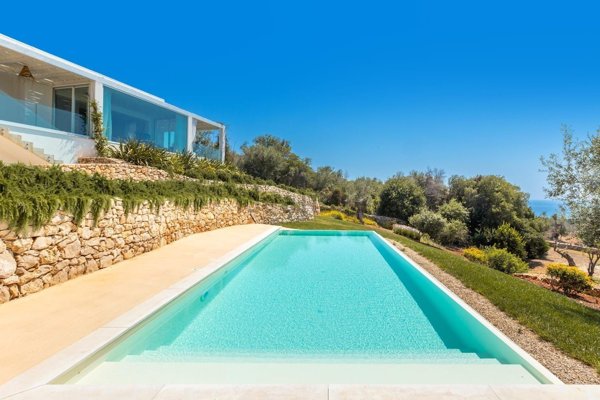 casa indipendente in vendita a Castrignano del Capo