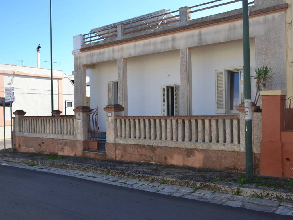 appartamento in vendita a Castrignano del Capo in zona Santa Maria di Leuca