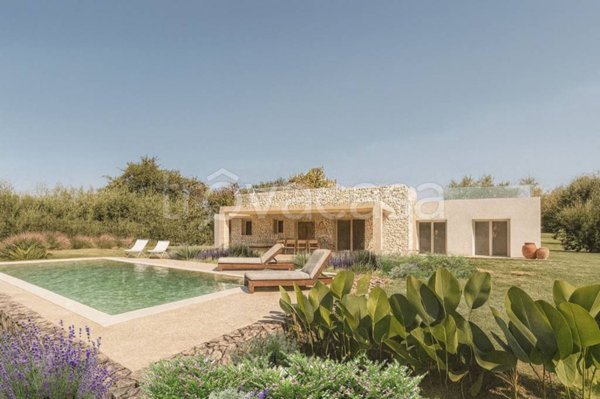 casa indipendente in vendita a Castrignano del Capo in zona Santa Maria di Leuca