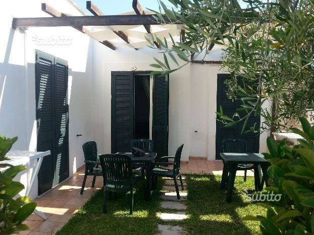 casa indipendente in vendita a Castrignano del Capo