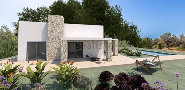 casa indipendente in vendita a Castrignano del Capo in zona Salignano