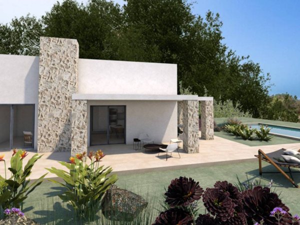 casa indipendente in vendita a Castrignano del Capo