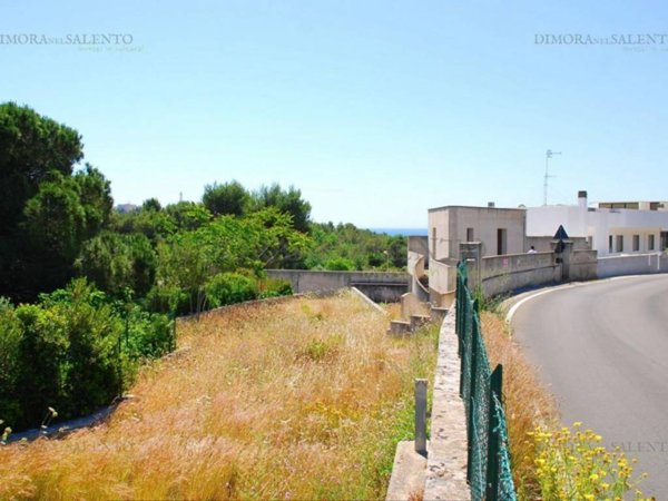 casa indipendente in vendita a Castrignano del Capo in zona Santa Maria di Leuca