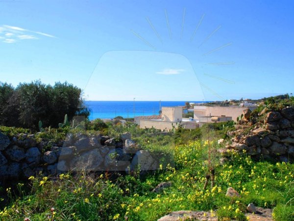 casa indipendente in vendita a Castrignano del Capo