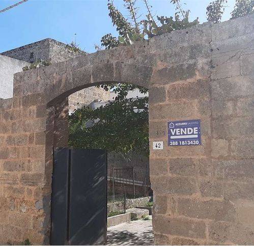 casa indipendente in vendita a Castrignano del Capo