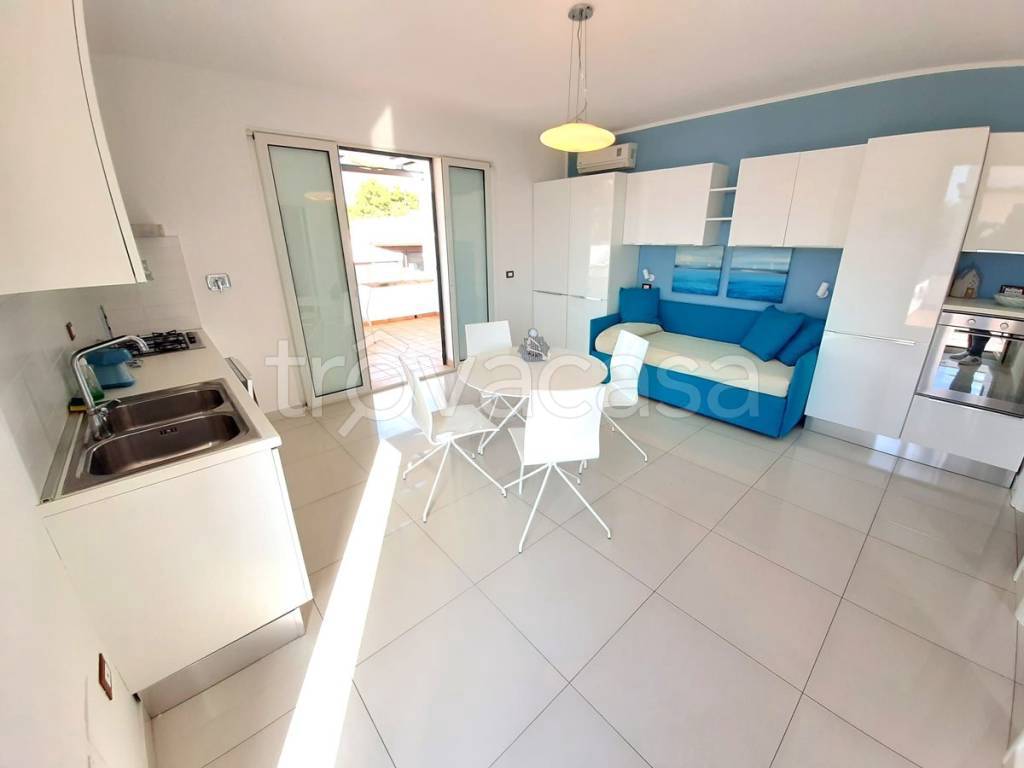 appartamento in vendita a Castrignano del Capo in zona Santa Maria di Leuca