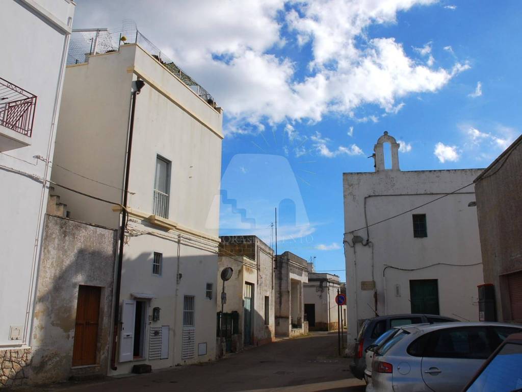 casa indipendente in vendita a Castrignano del Capo in zona Salignano