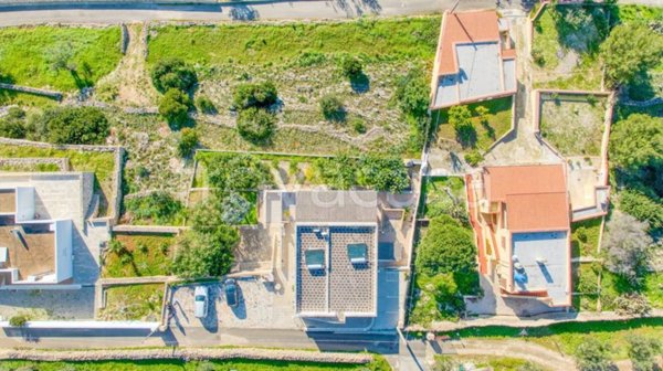 casa indipendente in vendita a Castrignano del Capo