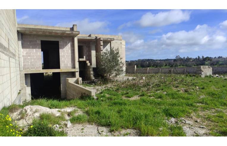 casa indipendente in vendita a Castrignano del Capo in zona Santa Maria di Leuca