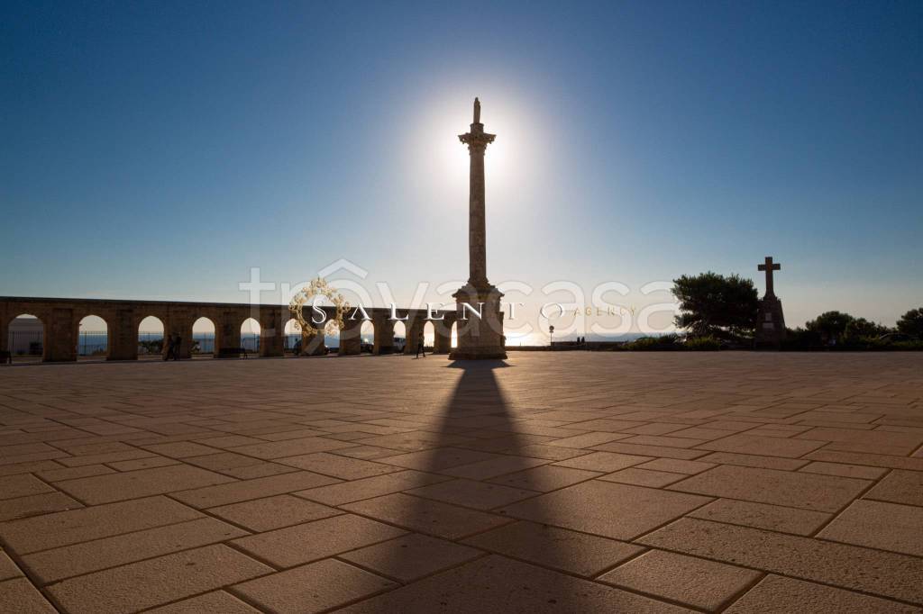casa indipendente in vendita a Castrignano del Capo in zona Santa Maria di Leuca