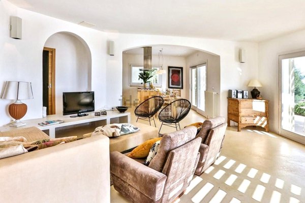 casa indipendente in vendita a Castrignano del Capo