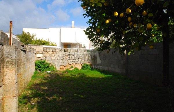 appartamento in vendita a Castrignano del Capo in zona Santa Maria di Leuca