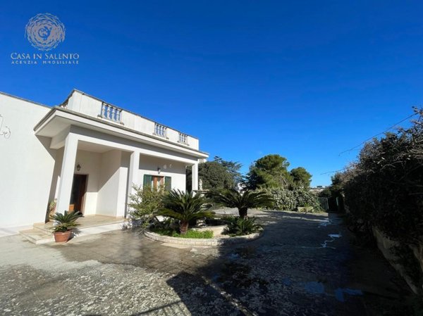 casa indipendente in vendita a Castrignano del Capo in zona Santa Maria di Leuca
