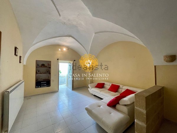 casa indipendente in vendita a Castrignano del Capo in zona Giuliano di Lecce