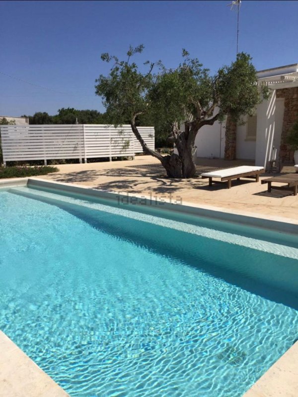 casa indipendente in vendita a Castrignano del Capo in zona Santa Maria di Leuca