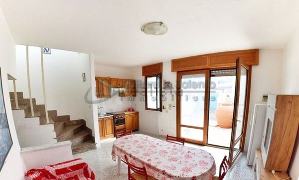 casa indipendente in vendita a Castrignano del Capo