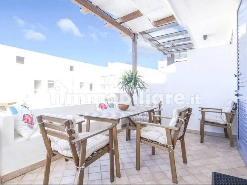 casa indipendente in vendita a Castrignano del Capo