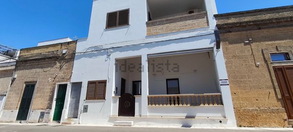 casa indipendente in vendita a Castrignano del Capo