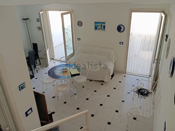 appartamento in vendita a Castrignano del Capo in zona Santa Maria di Leuca