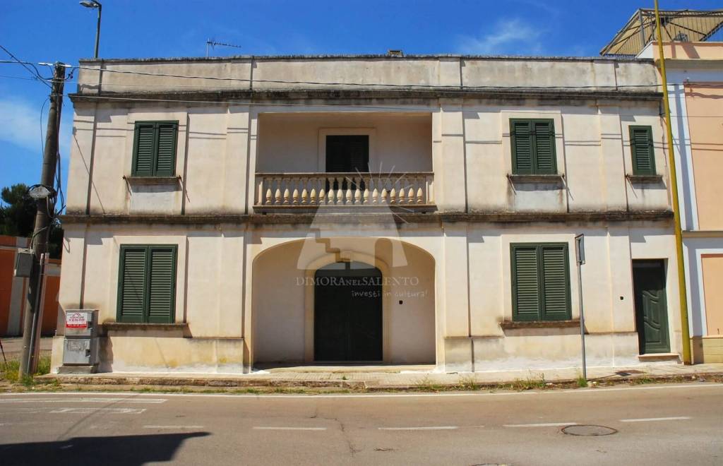 casa indipendente in vendita a Castrignano del Capo in zona Giuliano di Lecce