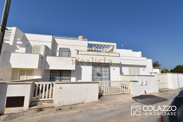 casa indipendente in vendita a Castrignano del Capo in zona Santa Maria di Leuca