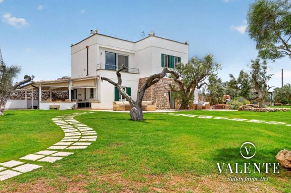 casa indipendente in vendita a Castrignano del Capo