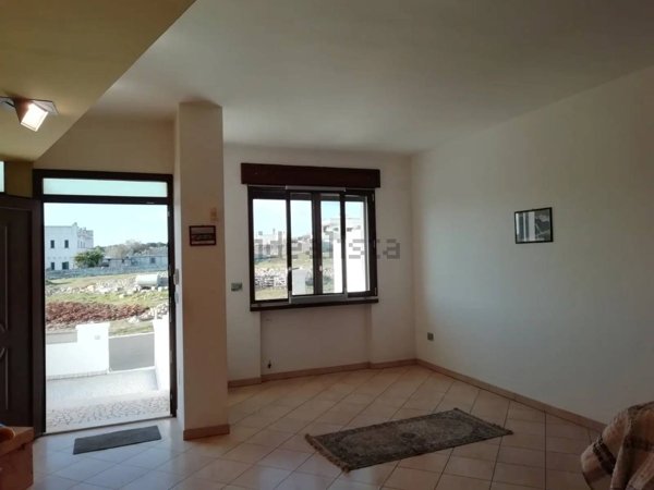 casa indipendente in vendita a Castrignano del Capo in zona Salignano