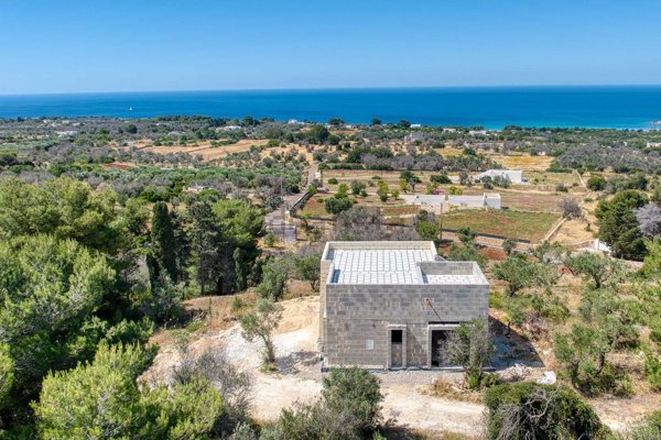 casa indipendente in vendita a Castrignano del Capo