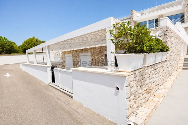 appartamento in vendita a Castrignano del Capo in zona Santa Maria di Leuca