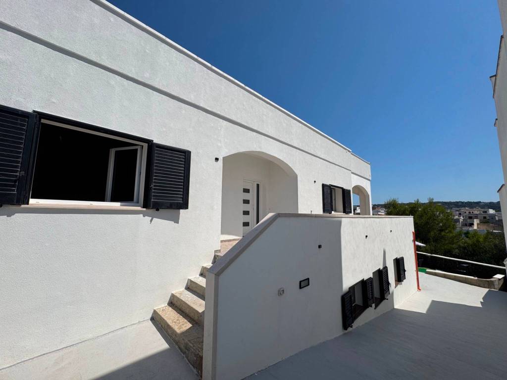 casa indipendente in vendita a Castrignano del Capo in zona Santa Maria di Leuca