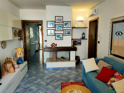 casa indipendente in vendita a Castrignano del Capo in zona Santa Maria di Leuca