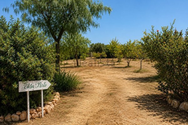 casa indipendente in vendita a Castrignano del Capo