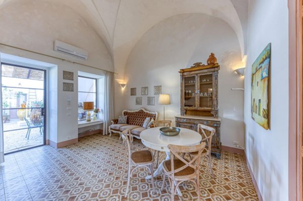 casa indipendente in vendita a Castrignano del Capo in zona Giuliano di Lecce