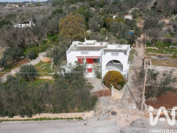 casa indipendente in vendita a Castrignano del Capo in zona Santa Maria di Leuca