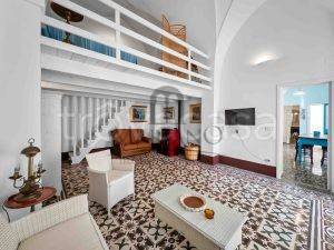 casa indipendente in vendita a Castrignano del Capo in zona Santa Maria di Leuca