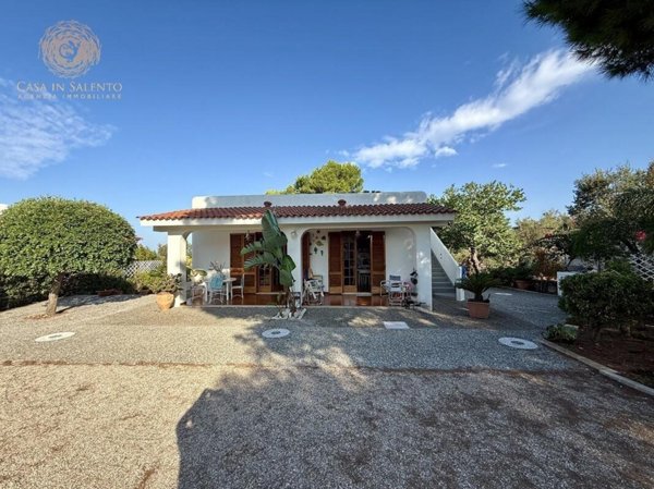 casa indipendente in vendita a Castrignano del Capo